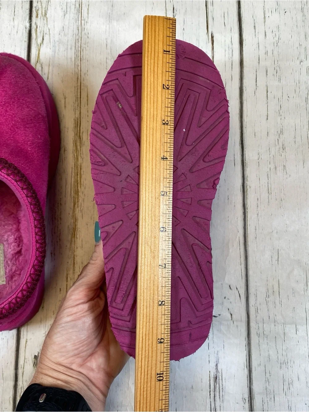 UGG size approximate